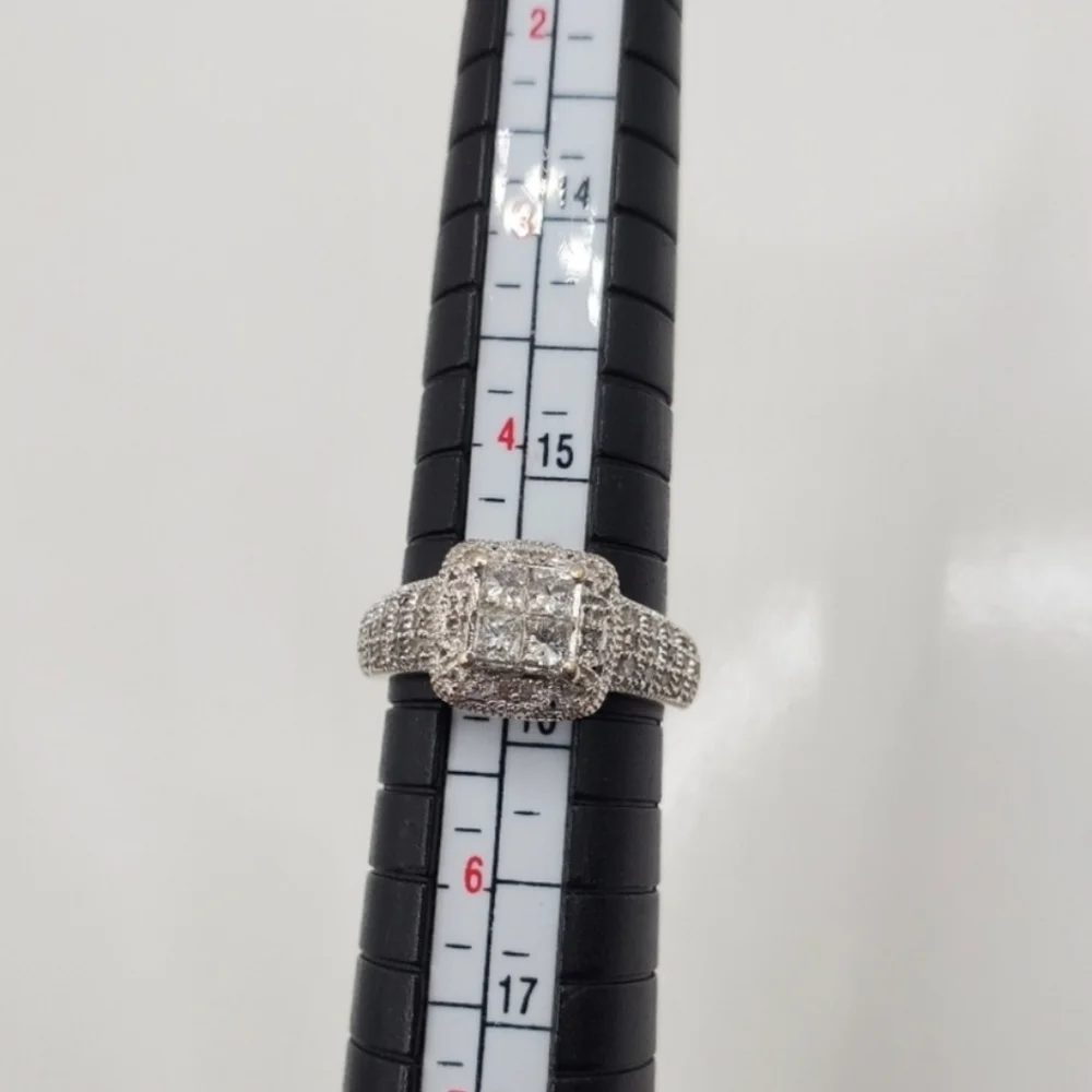 14k White Gold Diamond Engagement Ring & Wedding Band Bridal Set